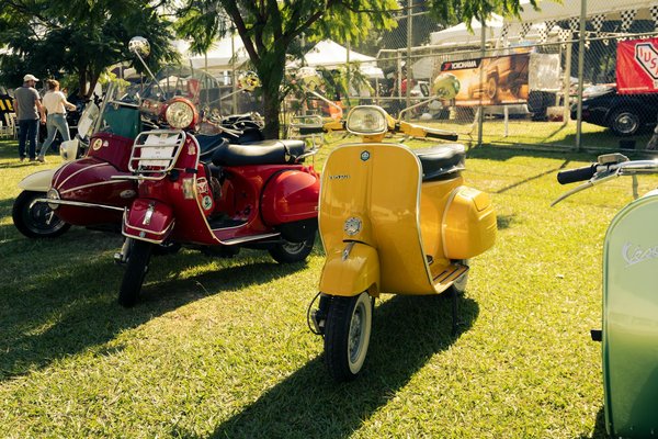 What Are the Key Trends Defining UK Women's Fashion and Lifestyle Today?